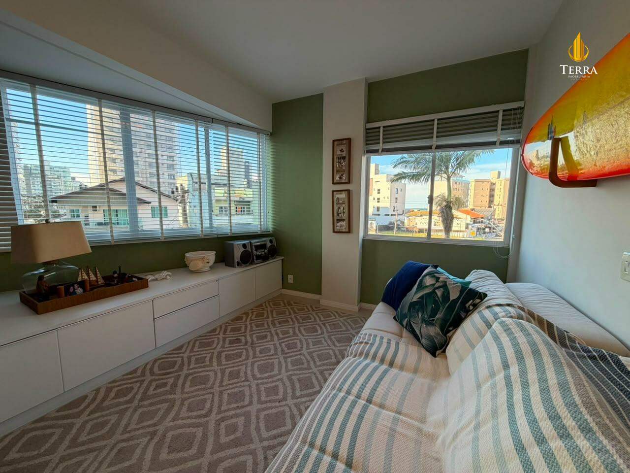 Residencial Albatroz I Apartamento com 3 quartos, Praia Brava de Itajaí: 