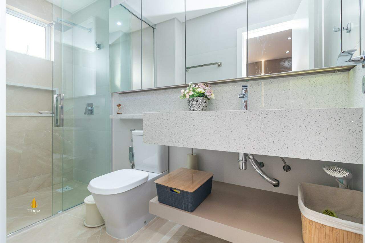Italian Residence Apartamento com 4 quartos, Pioneiros: 