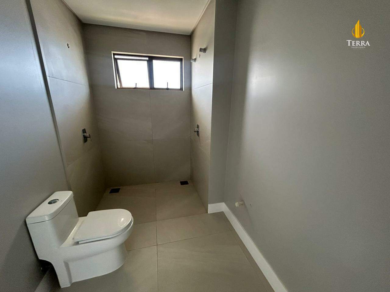 Ocean Wind Praia Brava Apartamento com 3 quartos, Praia Brava: 