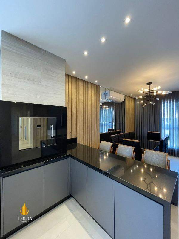 Montpellier Residence Apartamento com 3 quartos, Pioneiros: 