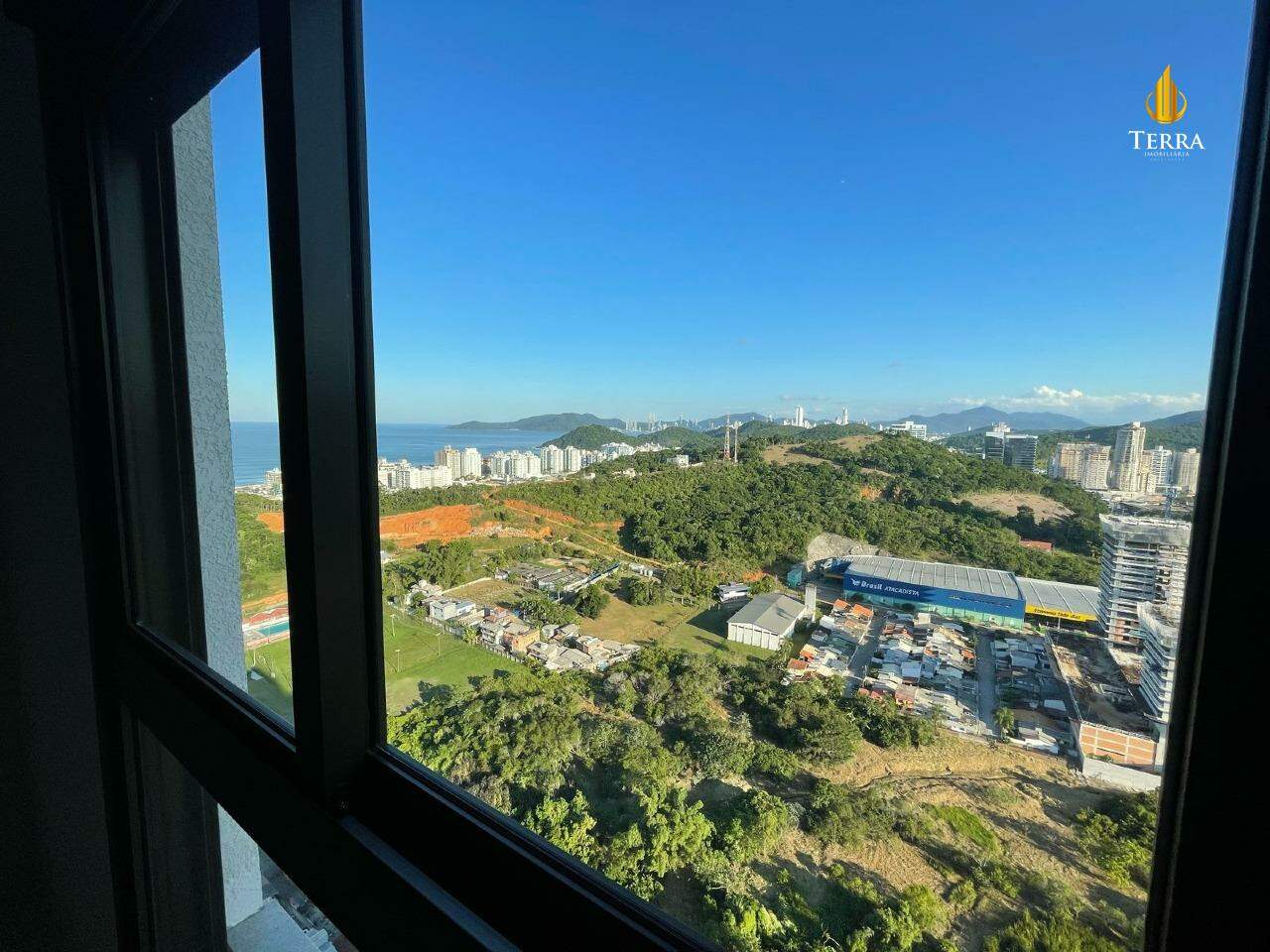 Torres da Brava - Brisa Cobertura com 3 quartos, Praia Brava: 