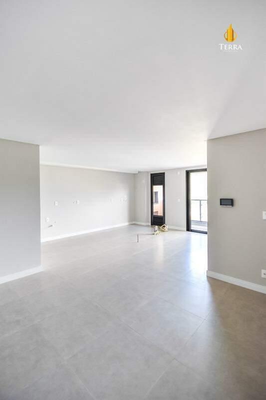 Sun Coast Residence Apartamento com 3 quartos, Fazenda: 