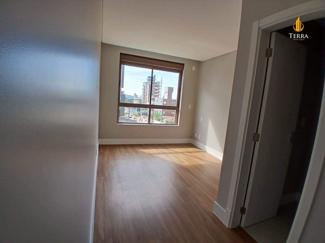 Ocean Wind Praia Brava Apartamento com 3 quartos, Praia Brava: 