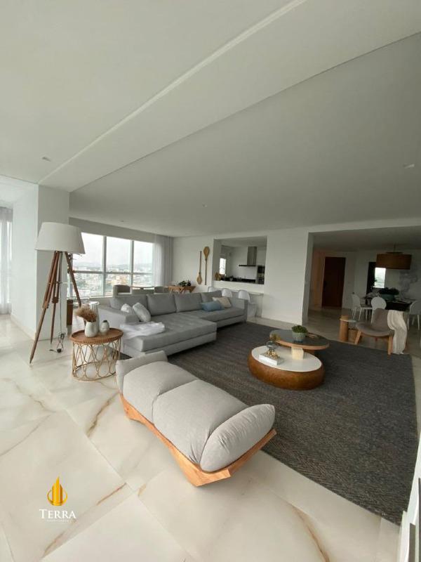 Marina Beach Towers Apartamento com 3 quartos, Centro: 