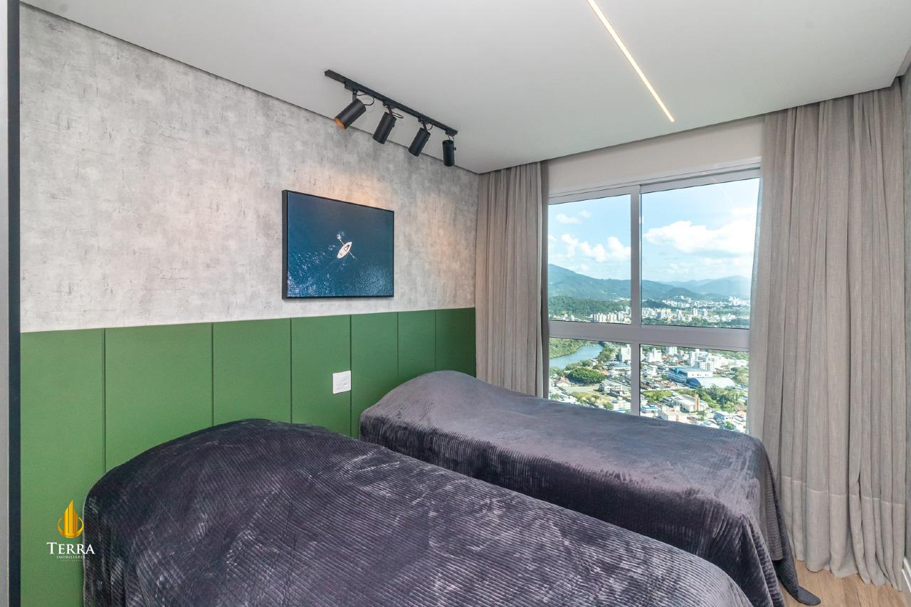 Phoenix Tower Apartamento com 3 quartos, Centro: