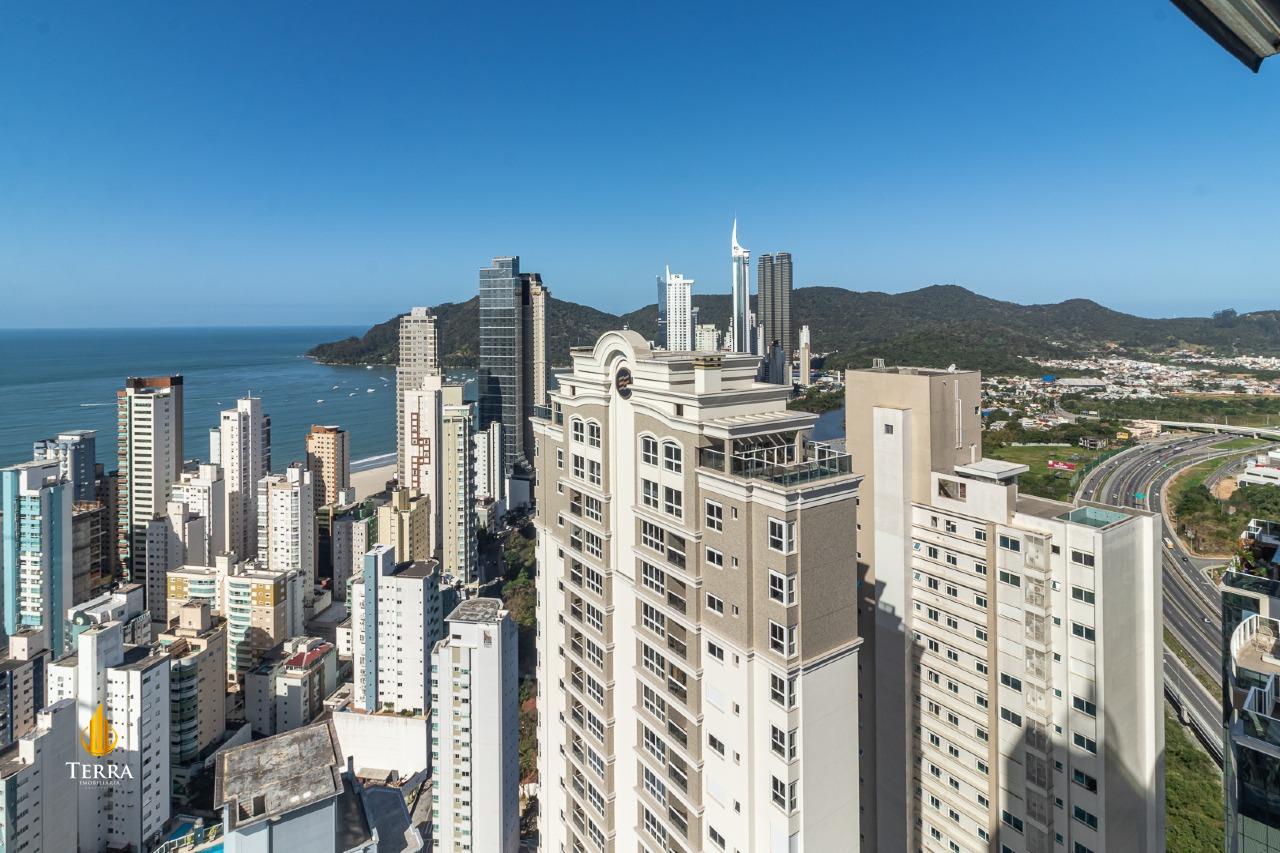 Phoenix Tower Apartamento com 3 quartos, Centro: