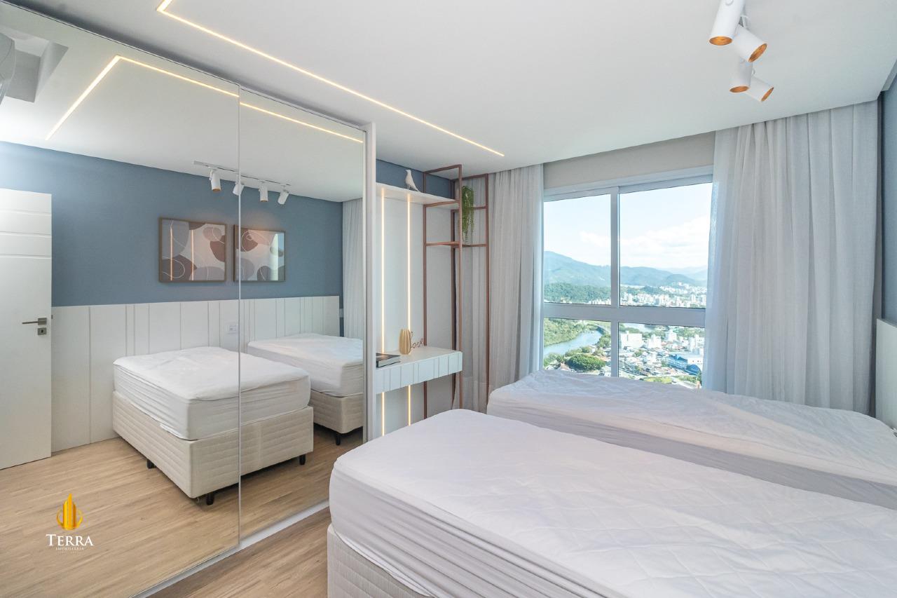 Phoenix Tower Apartamento com 3 quartos, Centro: