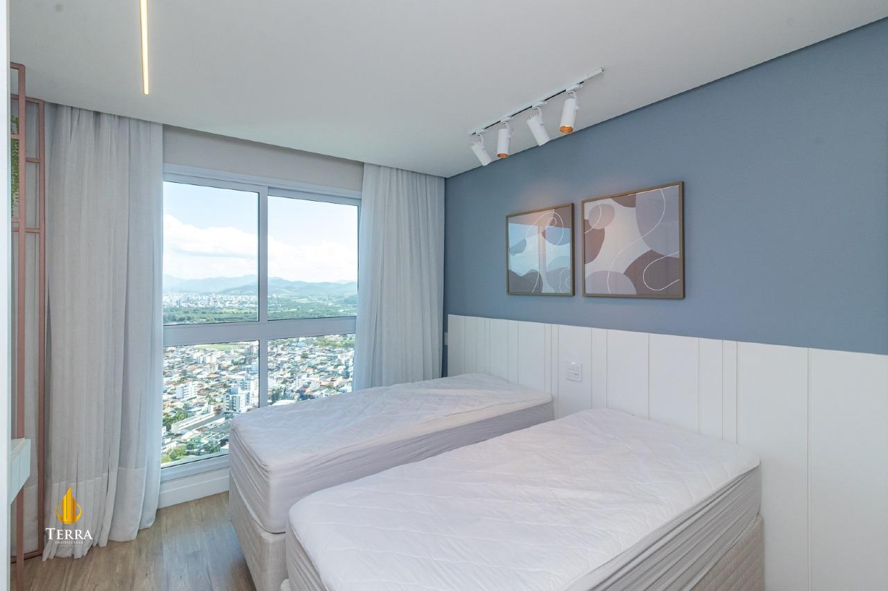 Phoenix Tower Apartamento com 3 quartos, Centro: