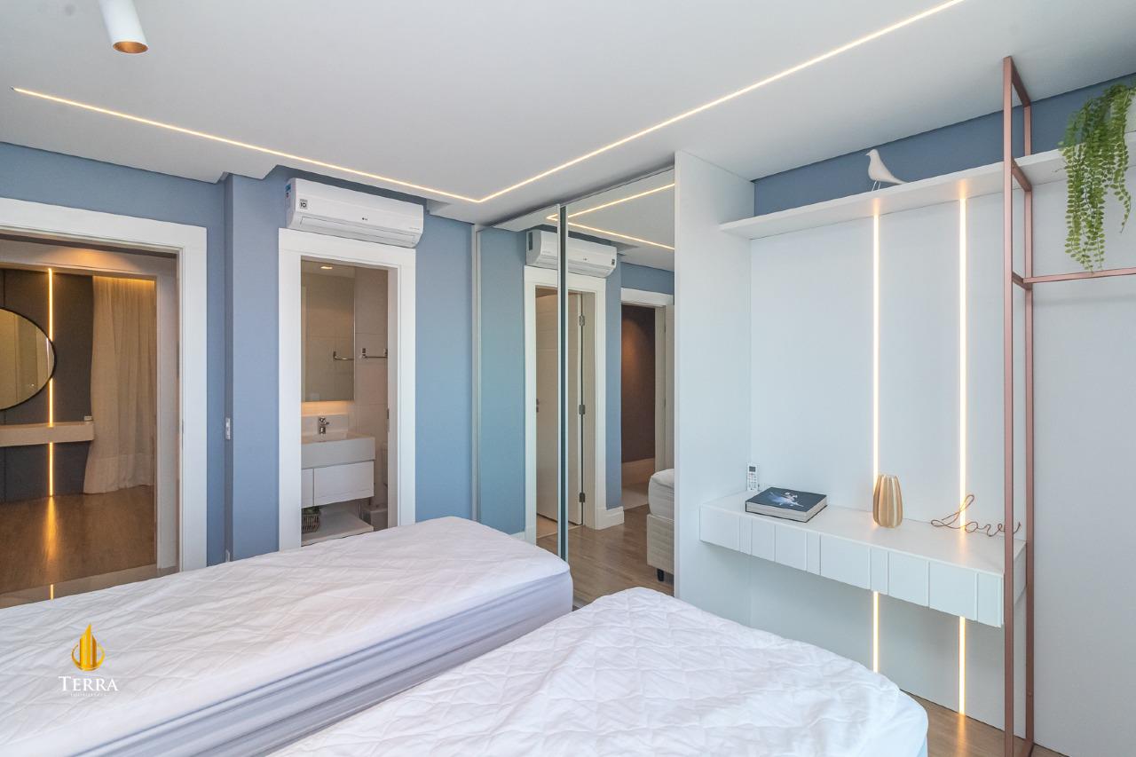 Phoenix Tower Apartamento com 3 quartos, Centro: