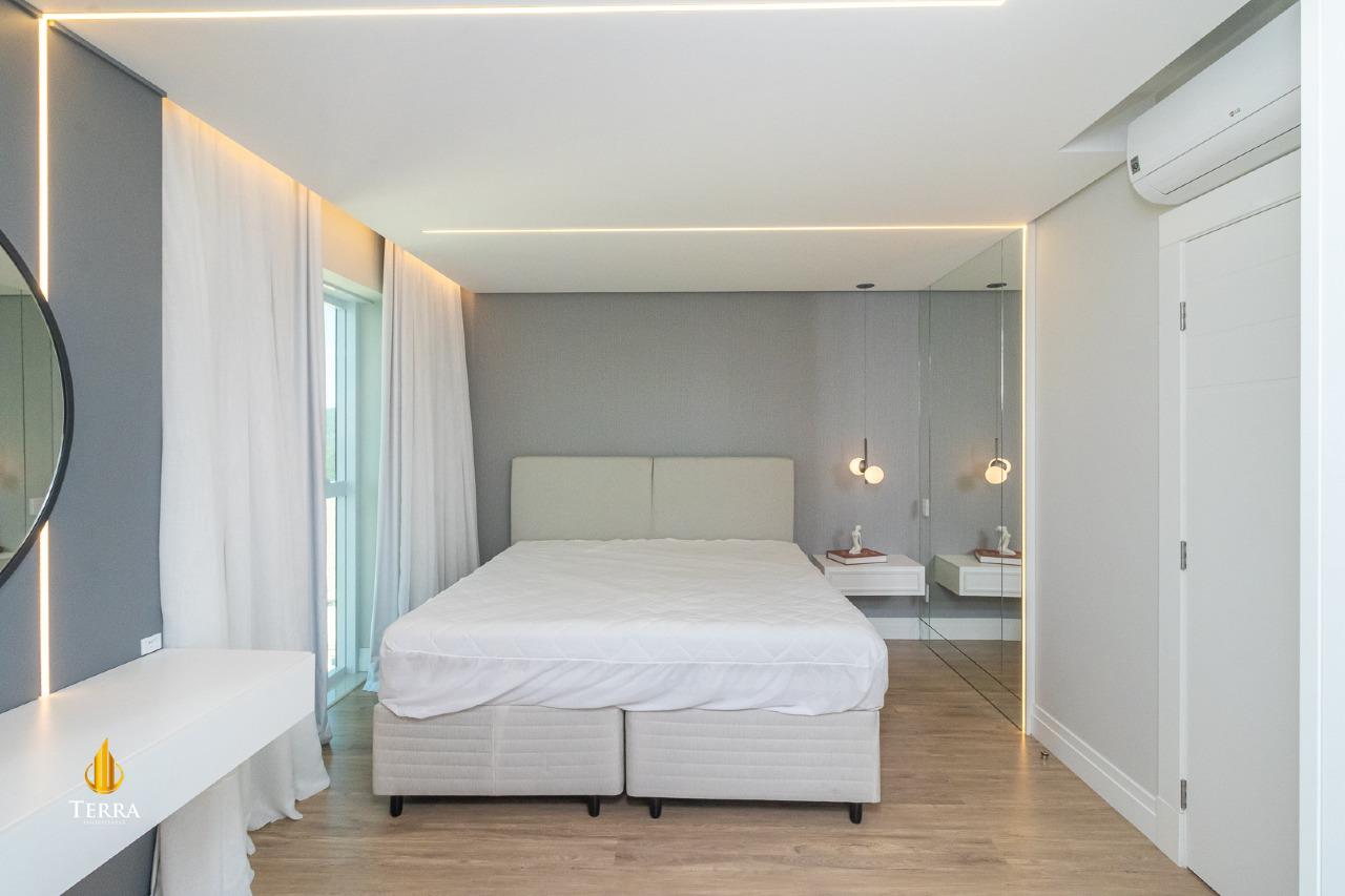 Phoenix Tower Apartamento com 3 quartos, Centro: