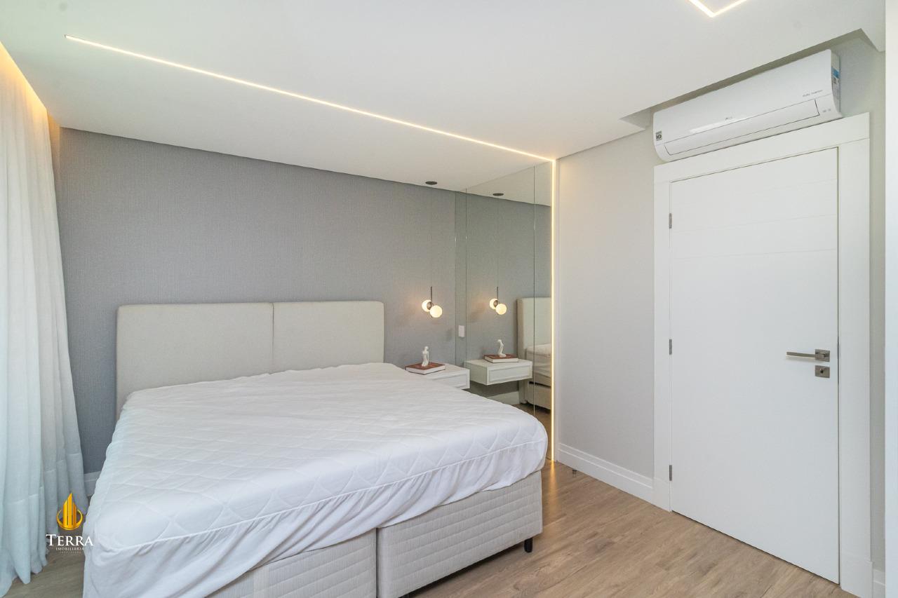 Phoenix Tower Apartamento com 3 quartos, Centro: