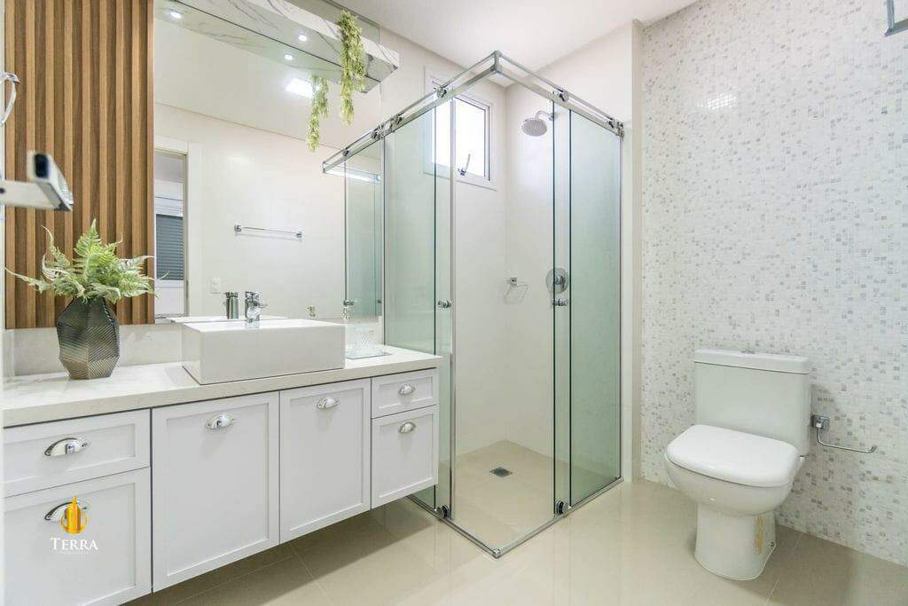 Apartamento com 4 quartos, Centro: 