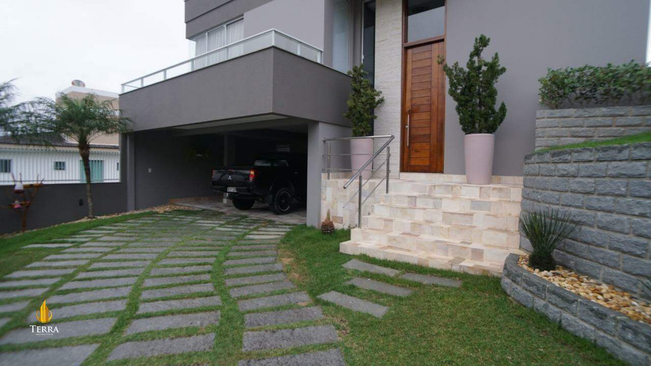  Casa com 3 quartos, Ariribá: 