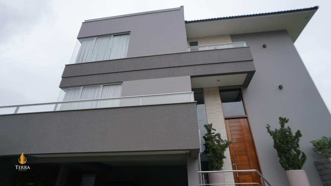  Casa com 3 quartos, Ariribá: 