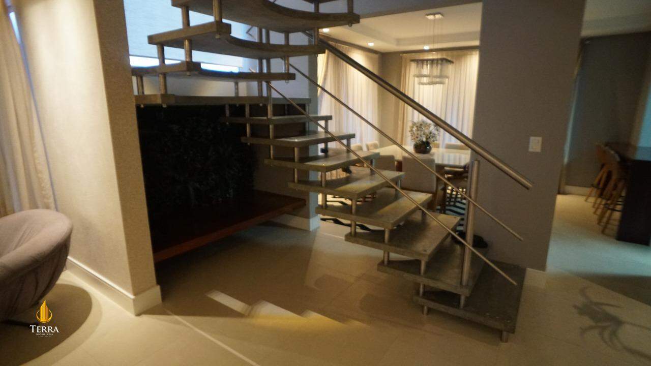  Casa com 3 quartos, Ariribá: 