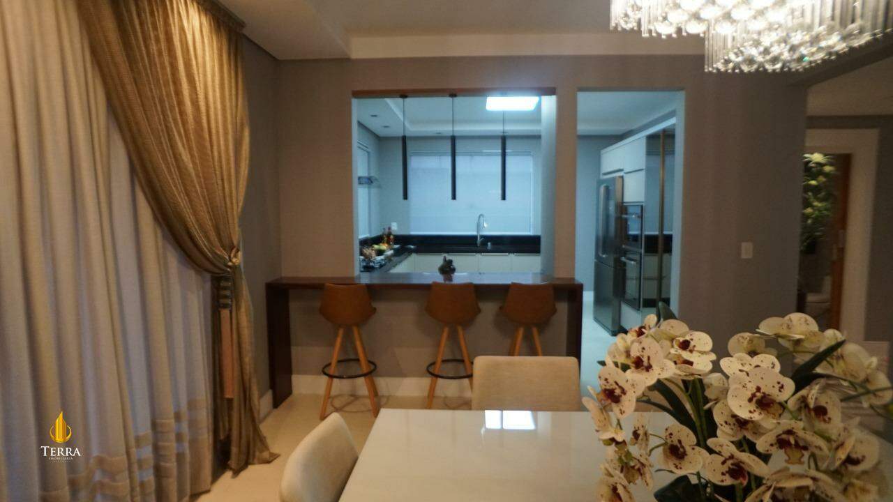  Casa com 3 quartos, Ariribá: 