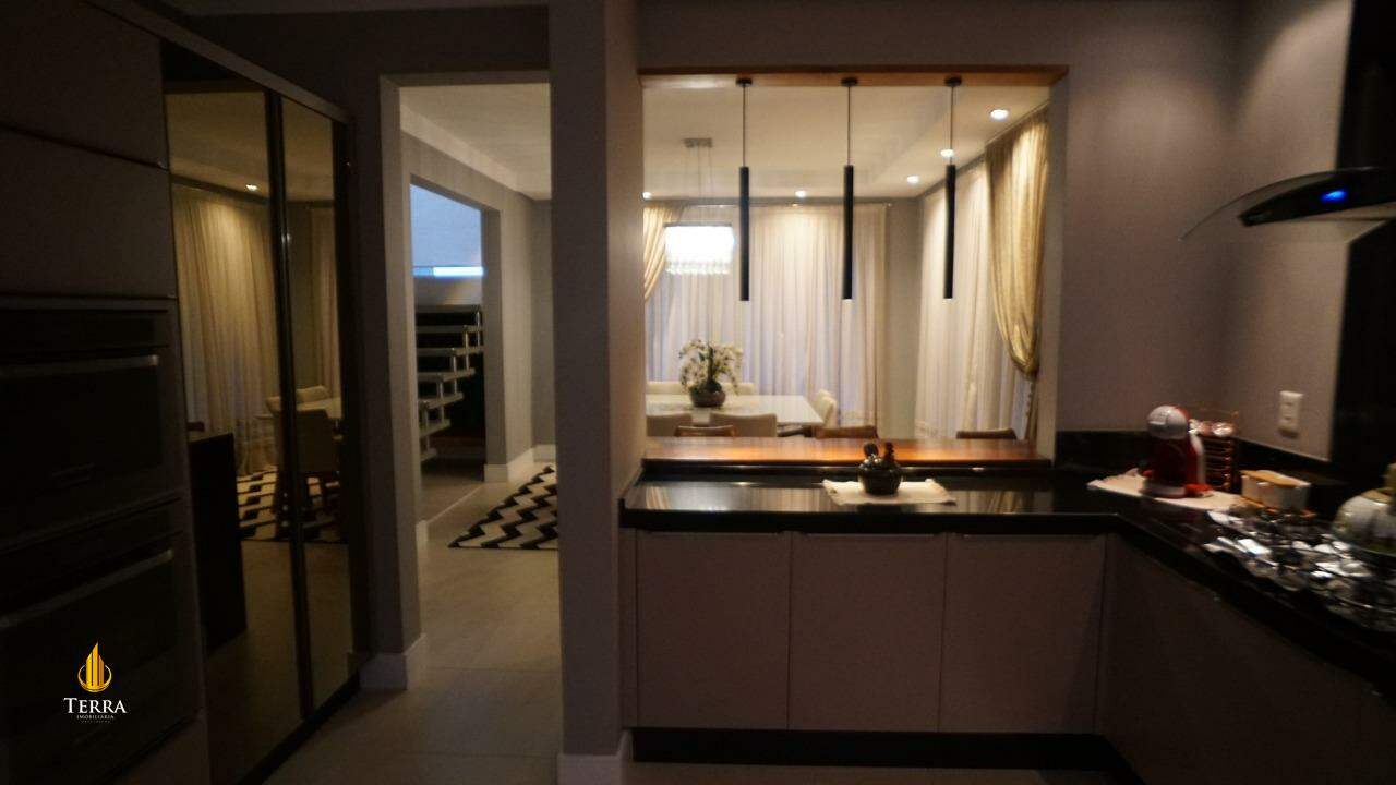  Casa com 3 quartos, Ariribá: 