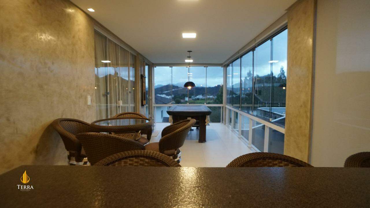 Casa com 3 quartos, Ariribá: 