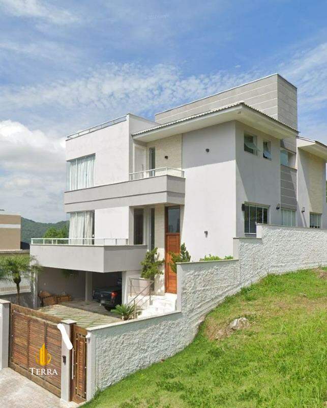  Casa com 3 quartos, Ariribá: 