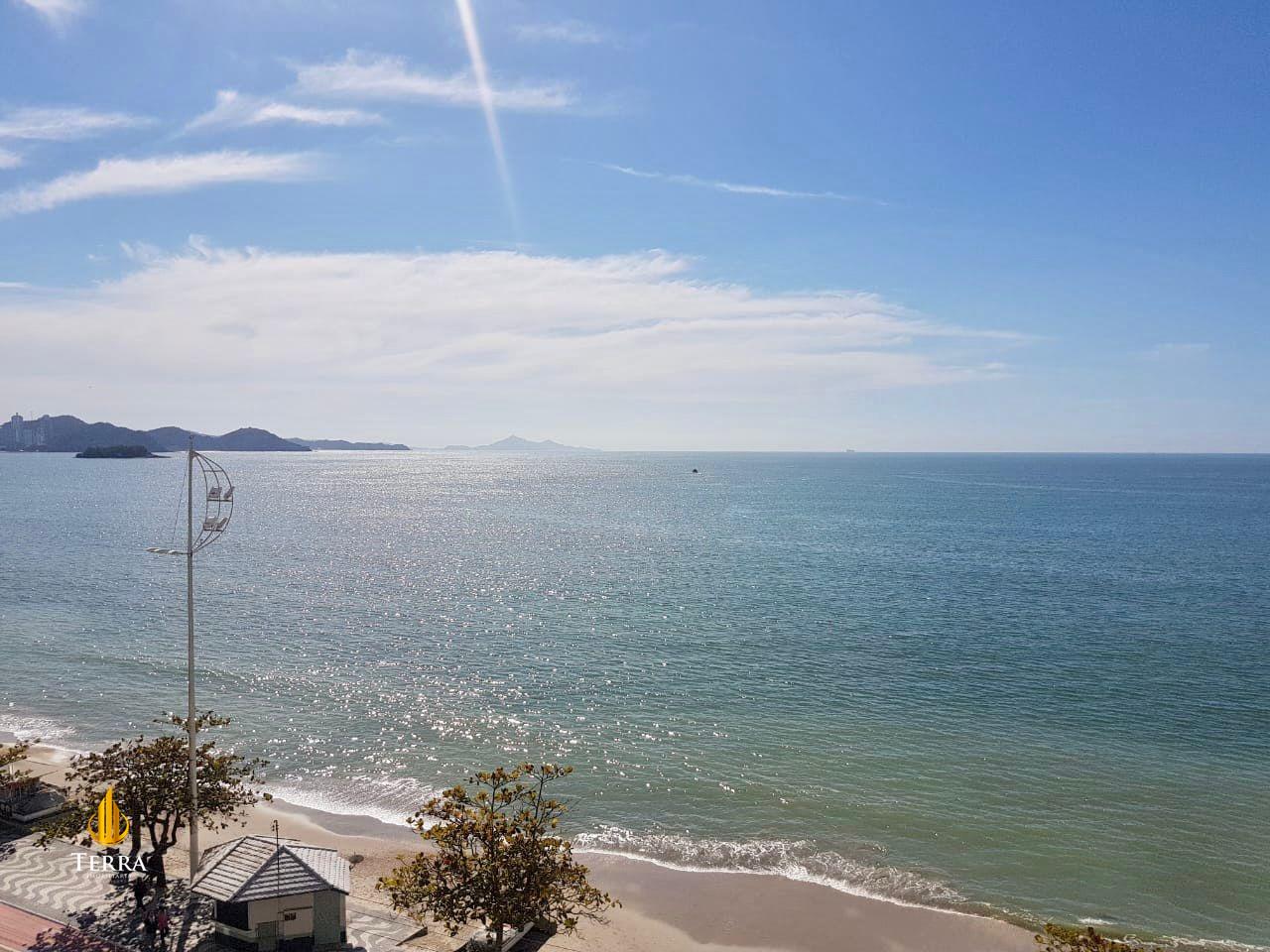  Apartamento com 3 quartos, Centro: 