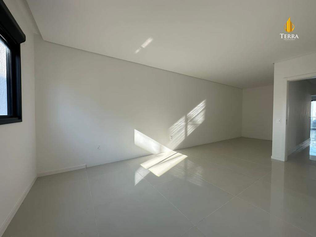 Brava Palace Residence Apartamento com 3 quartos, Praia Brava: 