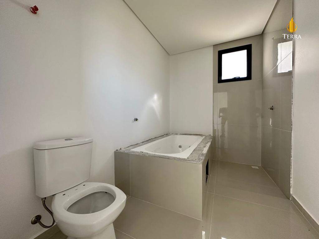 Brava Palace Residence Apartamento com 3 quartos, Praia Brava: 