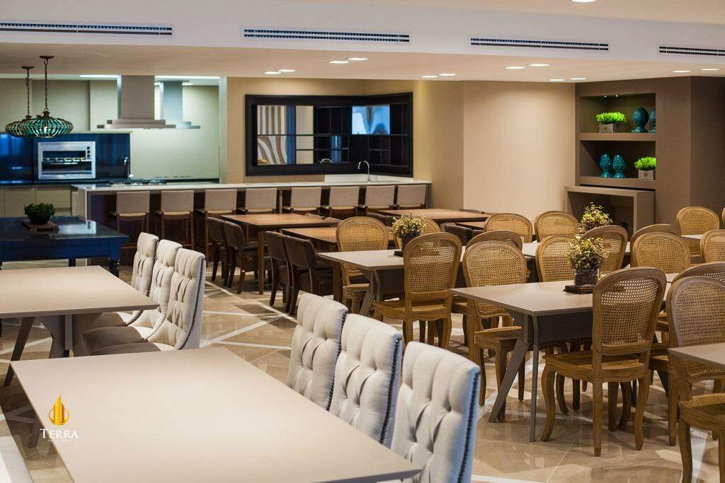 Ibiza Towers Apartamento com 4 quartos, Centro: 