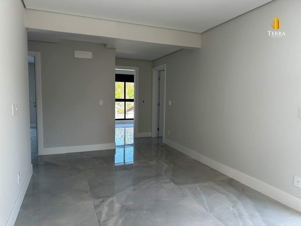 Brava Coast Residence Cobertura com 3 quartos, Praia dos Amores: 