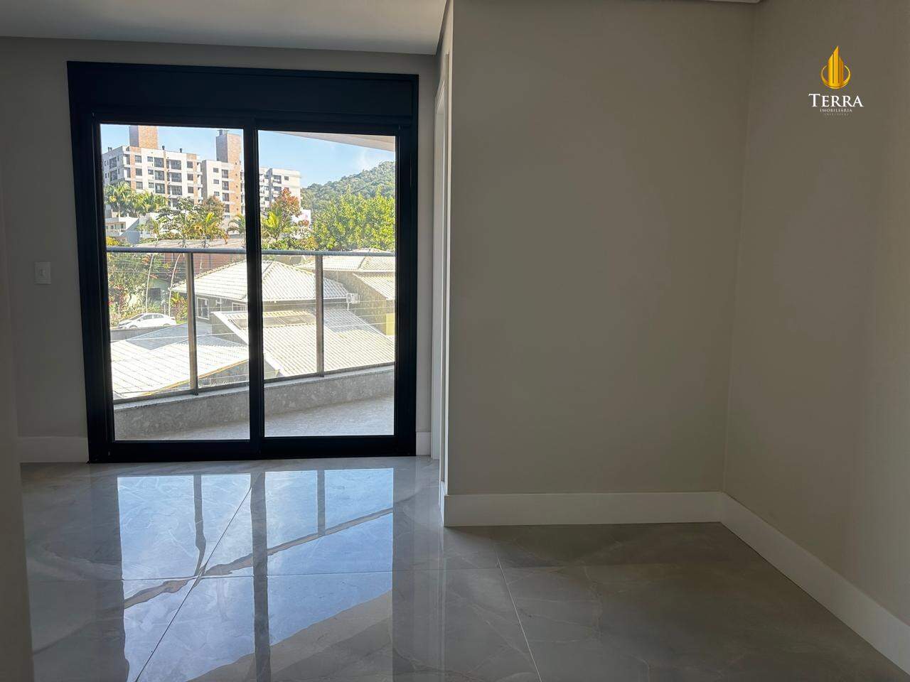 Brava Coast Residence Cobertura com 3 quartos, Praia dos Amores: 