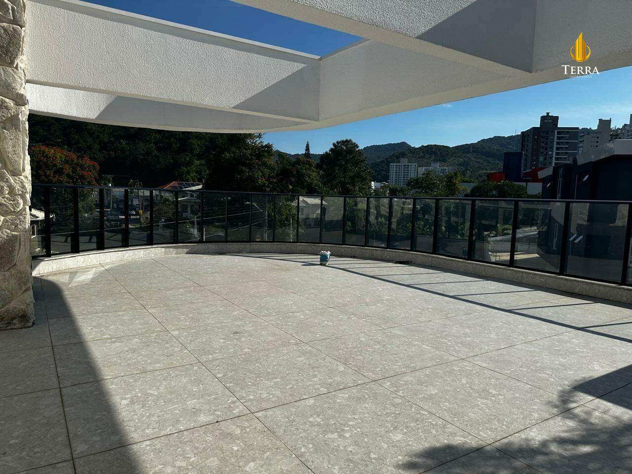 Brava Coast Residence Cobertura com 3 quartos, Praia dos Amores: 