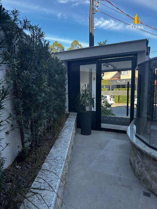 Brava Coast Residence Cobertura com 3 quartos, Praia dos Amores: 