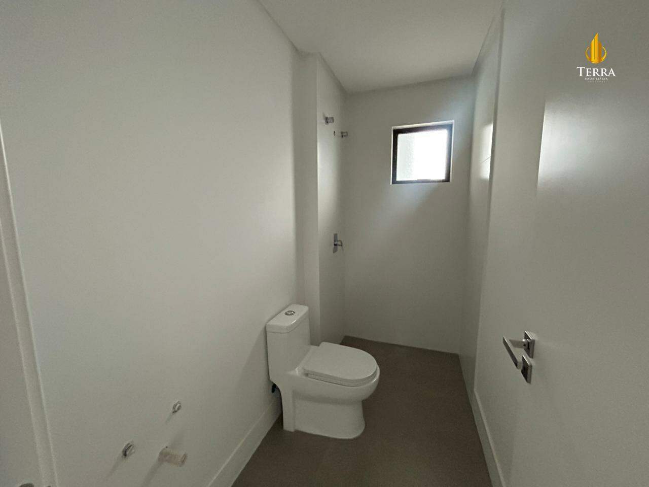 Jk 399 Cobertura com 4 quartos, Praia Brava: 