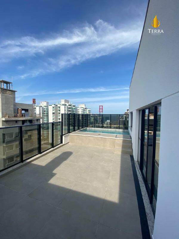 Jk 399 Cobertura com 4 quartos, Praia Brava: 