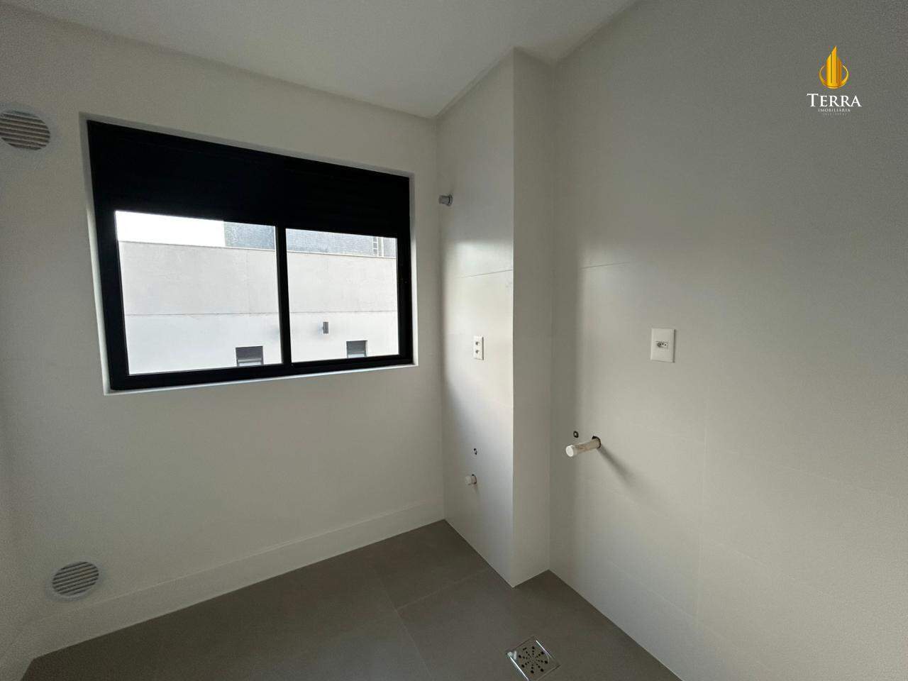 Jk 399 Cobertura com 4 quartos, Praia Brava: 
