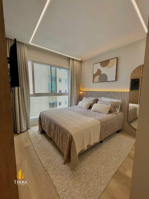 Skyline Tower Apartamento com 4 quartos, Pioneiros: 