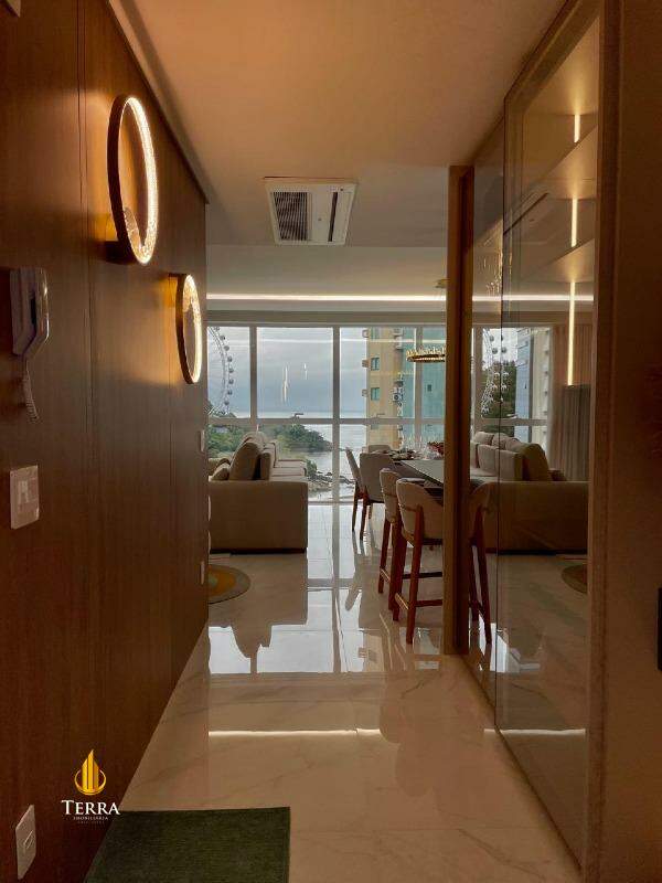 Skyline Tower Apartamento com 4 quartos, Pioneiros: 