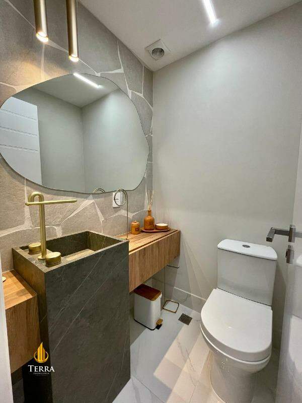 Skyline Tower Apartamento com 4 quartos, Pioneiros: 