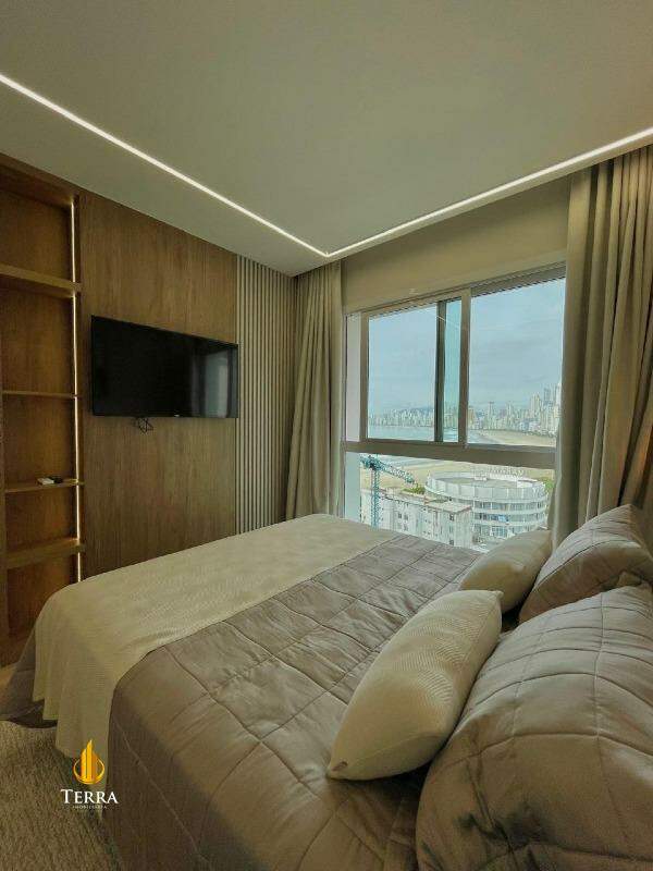 Skyline Tower Apartamento com 4 quartos, Pioneiros: 