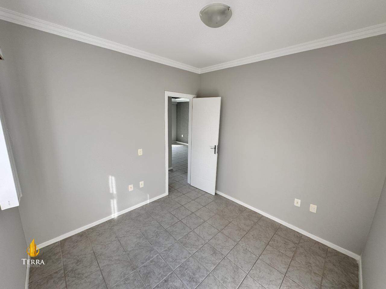 Edifício Rubi Apartamento com 2 quartos, Nações: 