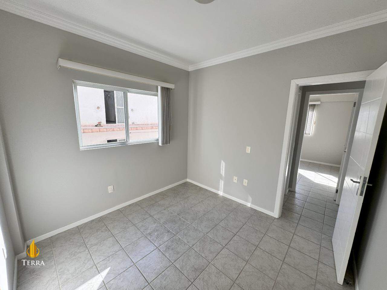 Edifício Rubi Apartamento com 2 quartos, Nações: 