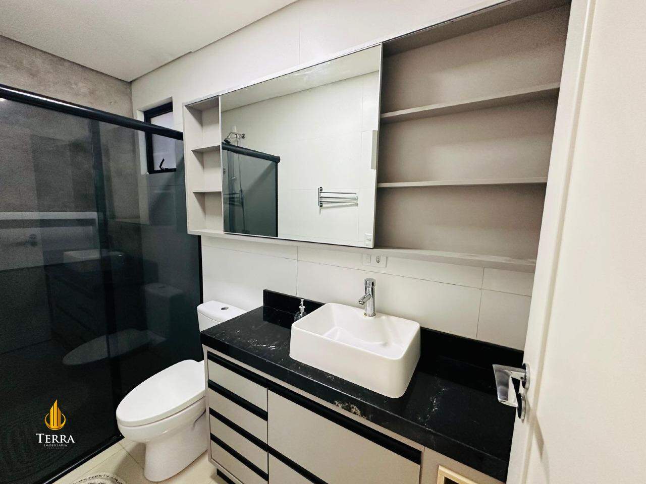 Edifício Brava Hills Apartamento com 2 quartos, Praia dos Amores: 