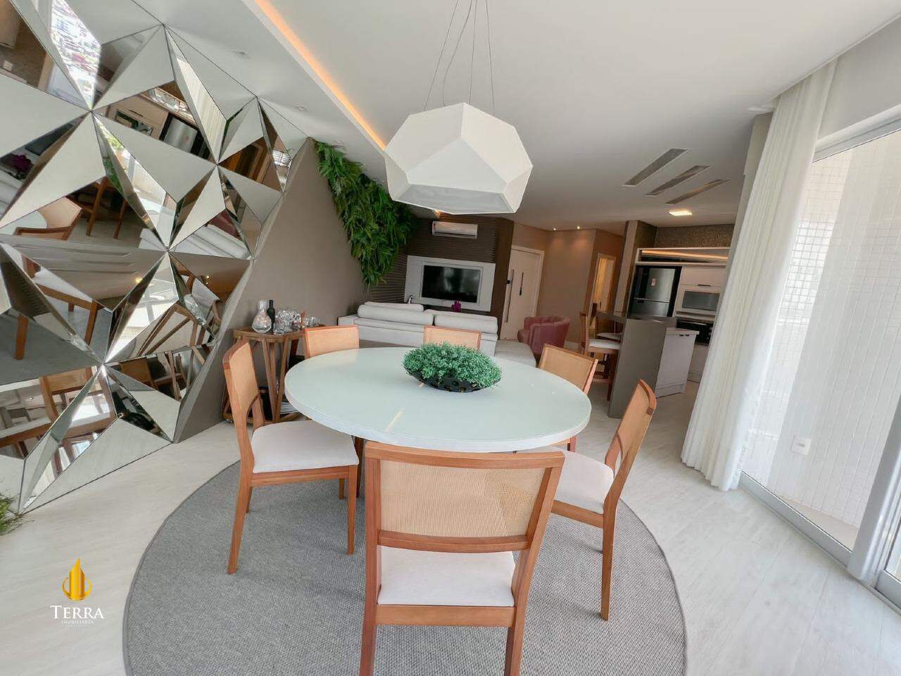 Portinax Residence Apartamento com 3 quartos, Centro: 