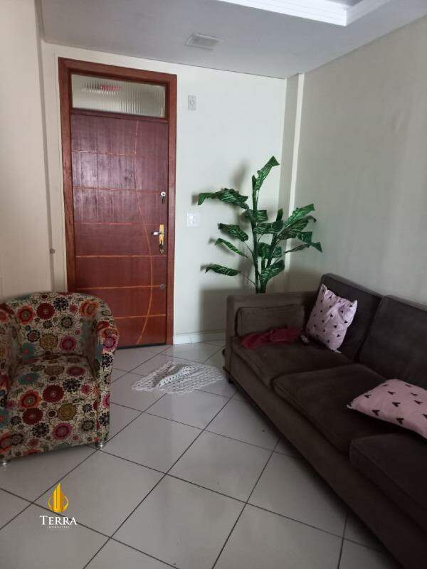 Edifício Fernanda e Daniel Apartamento com 3 quartos, Vila Operária:
