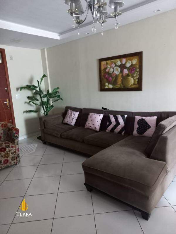 Edifício Fernanda e Daniel Apartamento com 3 quartos, Vila Operária: