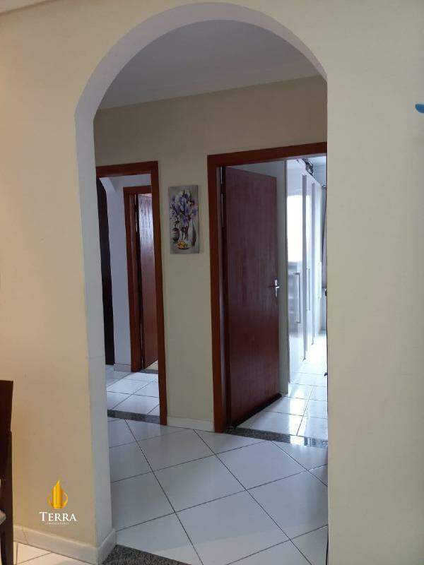 Edifício Fernanda e Daniel Apartamento com 3 quartos, Vila Operária: 
