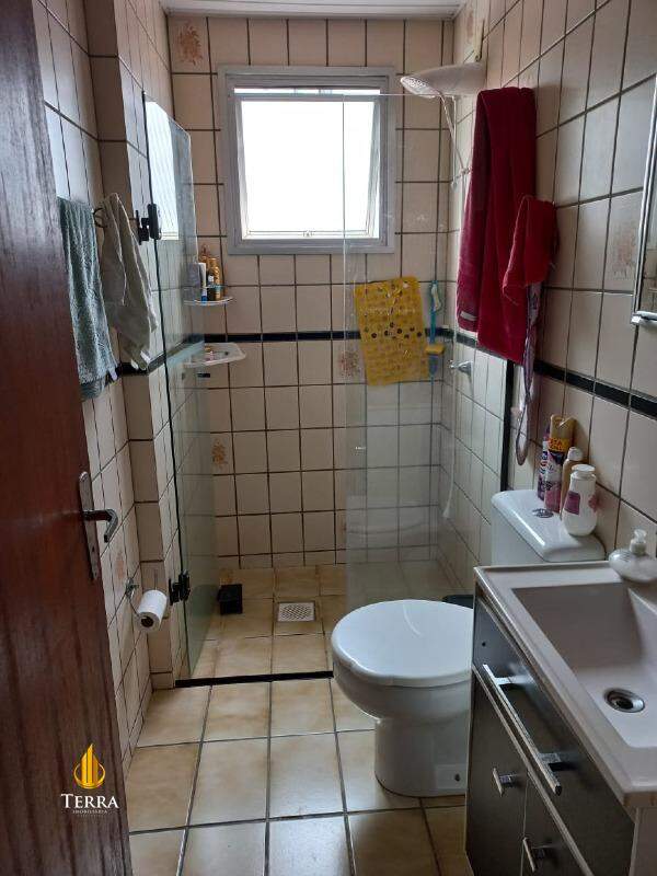 Edifício Fernanda e Daniel Apartamento com 3 quartos, Vila Operária: 