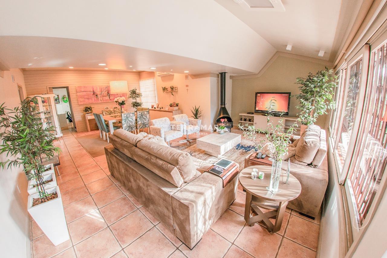 Casa à venda no Centro: 