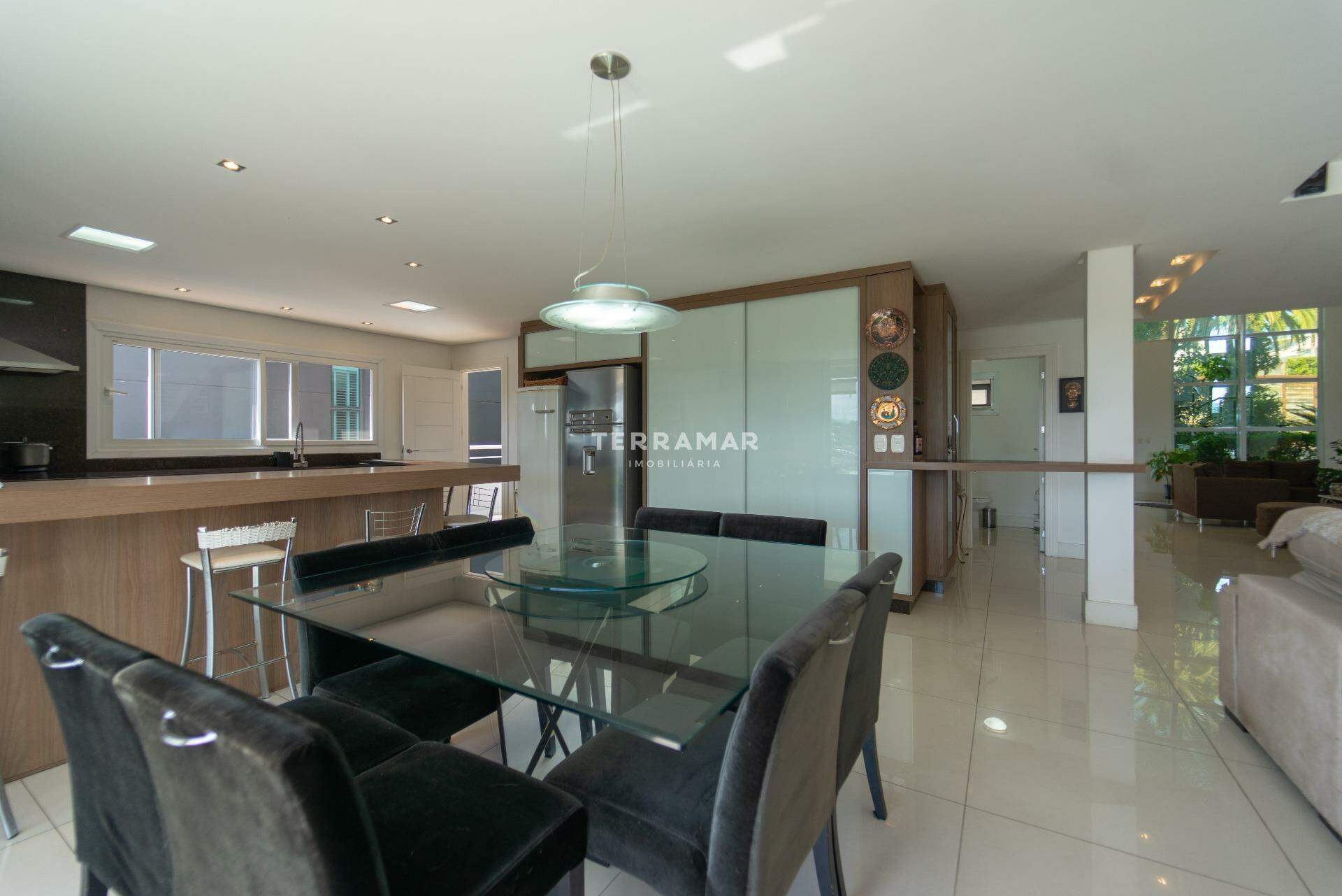 Casa em condomínio à venda no Canudos: 