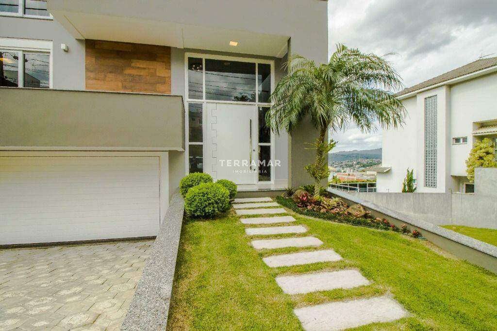 Casa em condomínio à venda no Primavera: 