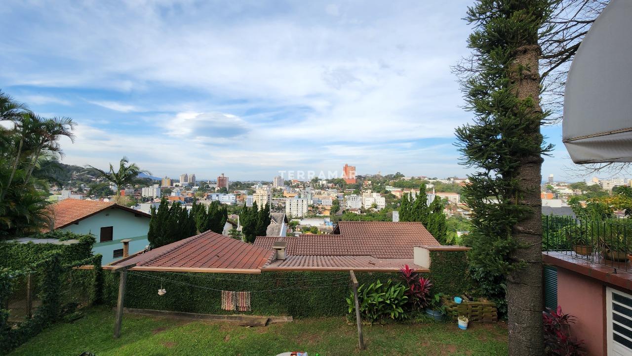 Casa à venda no Guarani: 